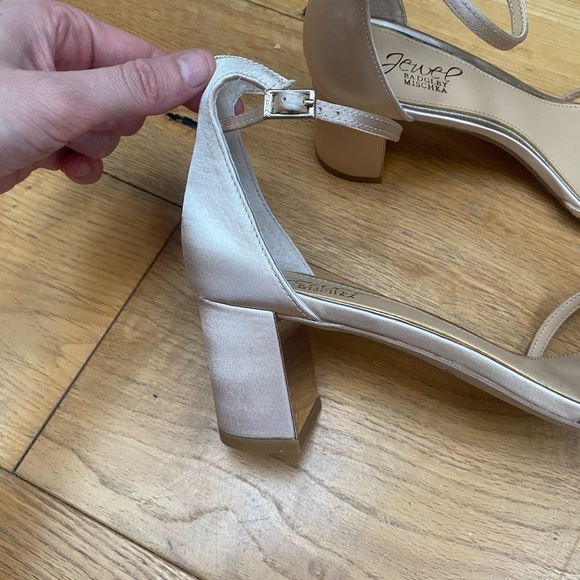 Jewel Badgley Mischka Women's Giona Block Heel Evening Sandals​ - Picture 7 of 12